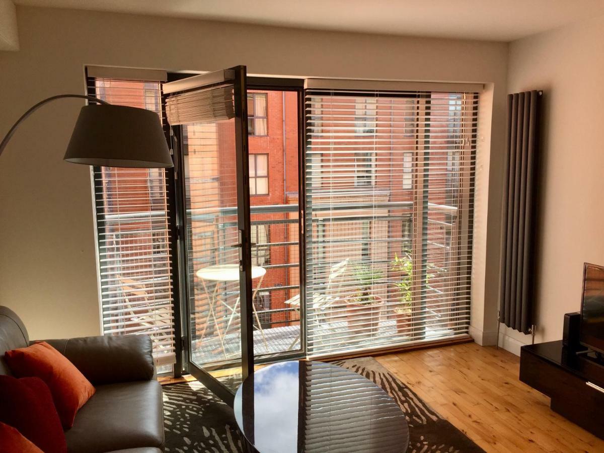 City Centre Belfast Free Parking Экстерьер фото